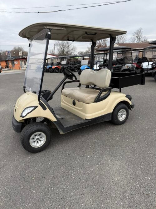 2016 Yamaha 48 volt electric golf cart For Sale